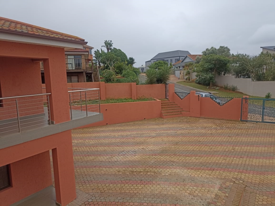 8 Bedroom Property for Sale in De Bakke Western Cape